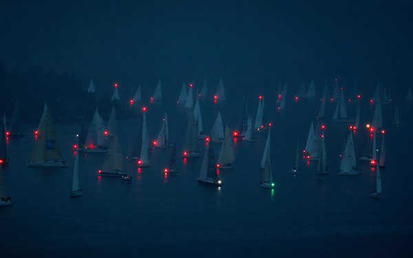 Lichterführung auf Segelyachten und Motorbooten